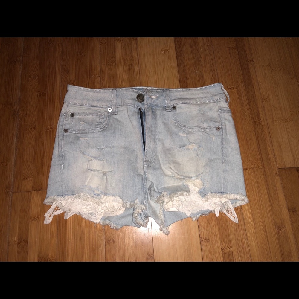 American eagle high rise light shorts!